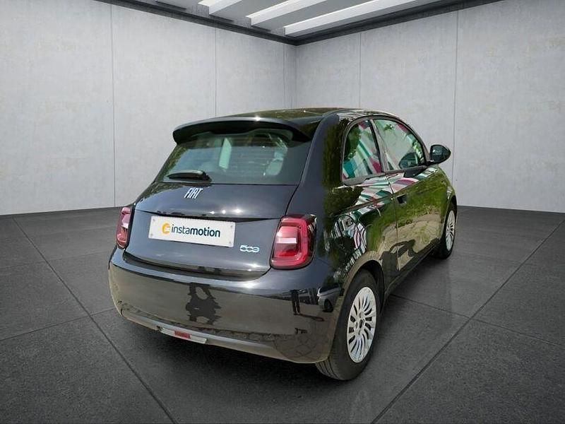 Gebraucht Fiat 500e Action 69 kW (95 PS) 2022 Schwarz Kleinwagen