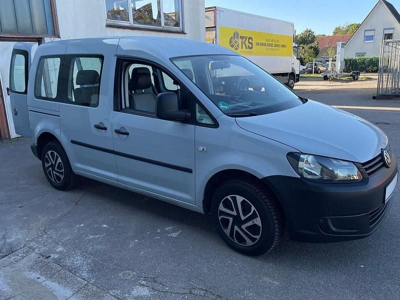 Blau Gebraucht 2014 VW Caddy S Van / Kleinbus | 5.950 € (Superpreis) - Bild 1/4