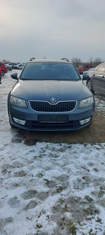 Grau Gebraucht 2016 Skoda Octavia Joy Kombi | 8.985 € (Fairer Preis) - Bild 1/4