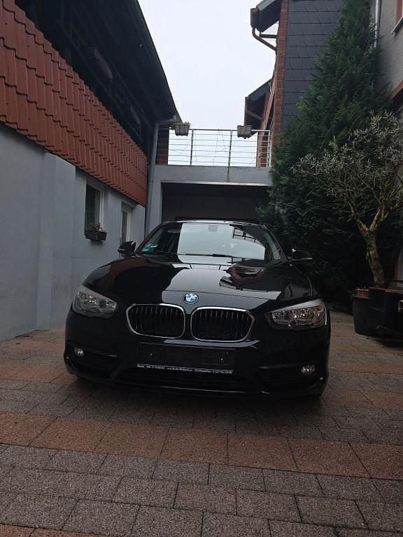 Second-hand BMW 116 Advantage 109 CP (80 kW) 2016 Negru Hatchback
