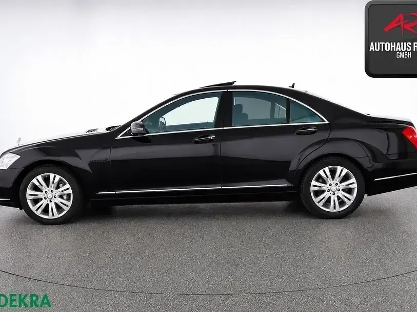 Gebraucht Mercedes S500 435 PS (319 kW) 2012 Obsidianschwarz Limousine