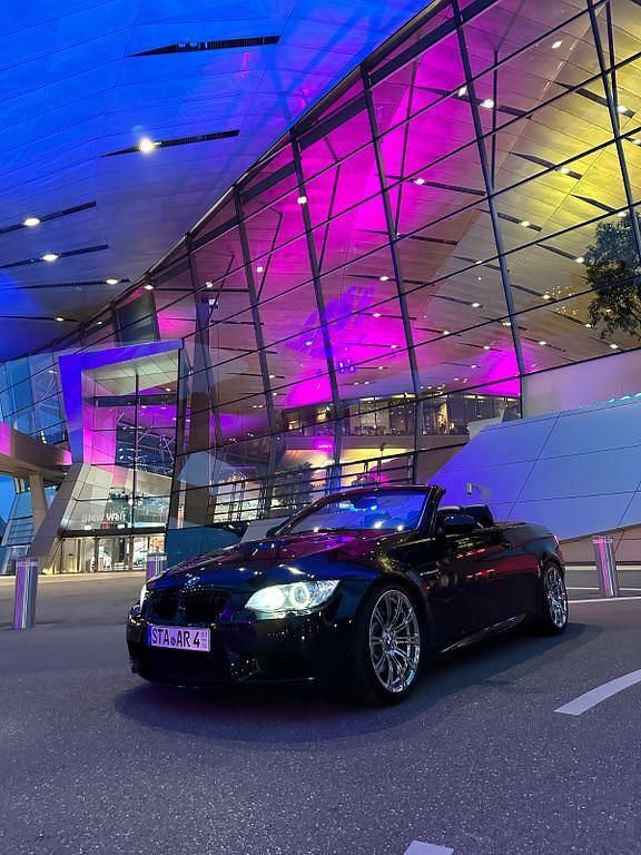 Schwarz Gebraucht 2010 BMW M3 Cabriolet M Performance Cabrio | 45.999 € (Teuer) - Bild 1/4