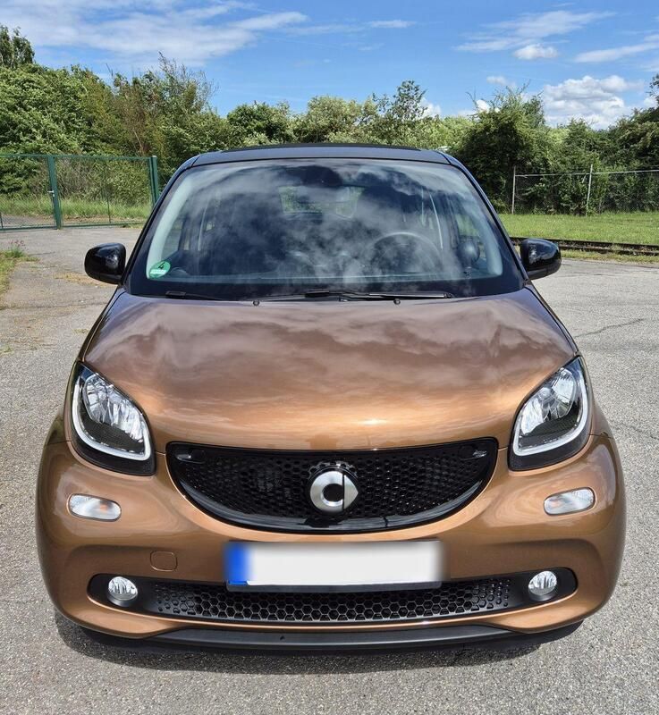 Braun Gebraucht 2016 Smart ForFour Prime Kleinwagen | 14.500 € (Etwas zu teuer) - Bild 1/4