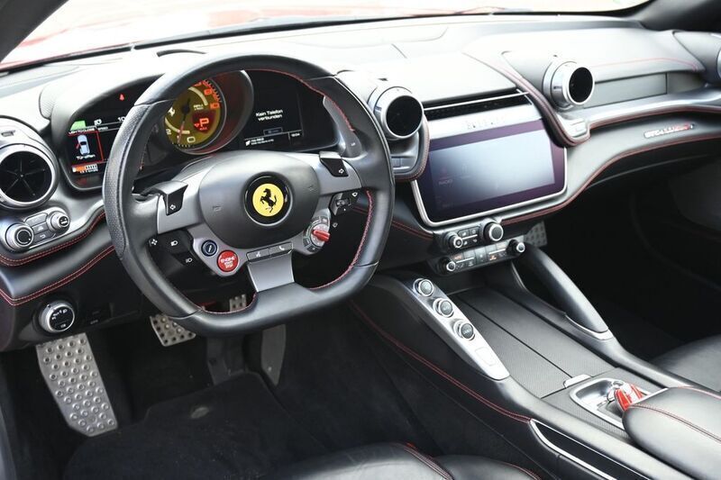 Gebraucht Ferrari GTC4Lusso 610 PS (448 kW) 2018 Rot Kombi
