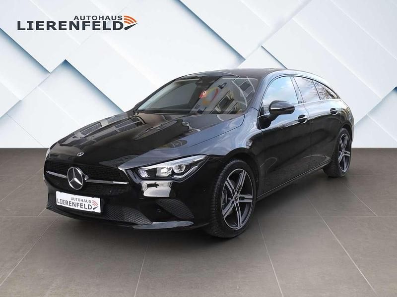 Nachtschwarz unilack Gebraucht 2021 Mercedes CLA180 Limousine | 24.990 € (Guter Preis) - Bild 1/4