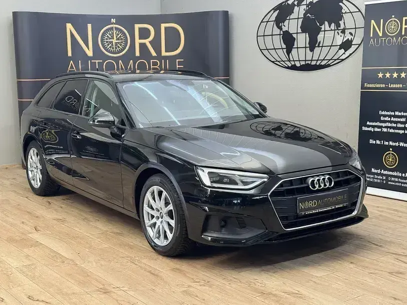 Gebraucht Audi A4 150 PS (110 kW) 2022 Mythosschwarz metall (metallic) Kombi
