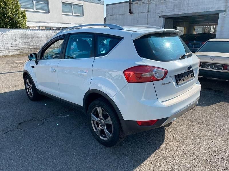 Gebraucht Ford Kuga Titanium 200 PS (147 kW) 2009 Weiß SUV