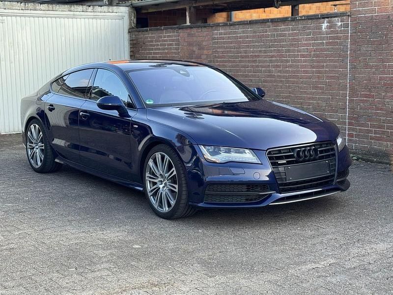 Blau Gebraucht 2013 Audi A7 Sport Kleinwagen | 18.250 € (Fairer Preis) - Bild 1/4