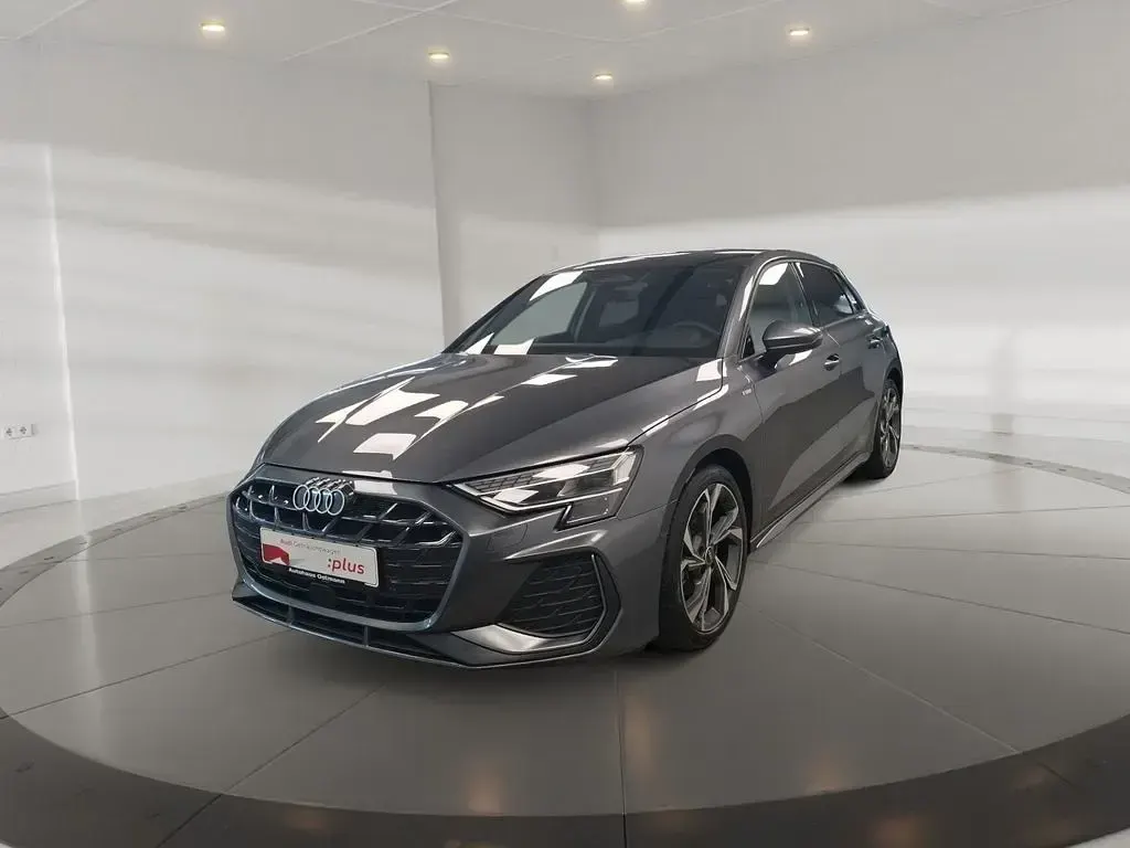 Gebraucht Audi A3 S-Line 150 PS (110 kW) 2025 Daytonagrau perleffekt Limousine