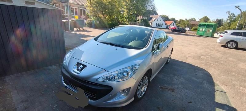 Silber Gebraucht 2011 Peugeot 308 CC Cabrio | 4.800 € (Guter Preis) - Bild 1/4