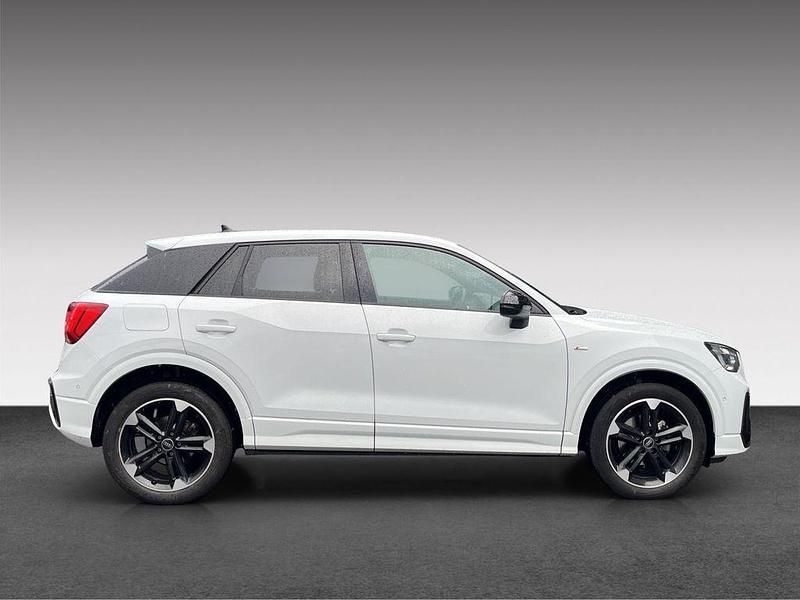 Gebraucht Audi Q2 S-Line 150 PS (110 kW) 2023 Weiß SUV