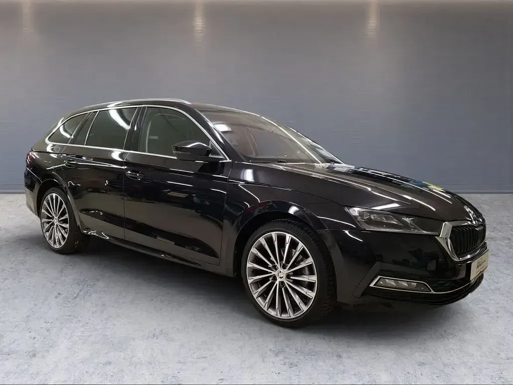 Gebraucht Skoda Octavia Style 204 PS (150 kW) 2021 Schwarz Kombi