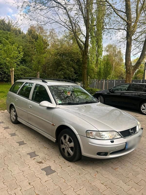Second-hand Opel Vectra 2002 Gri Break