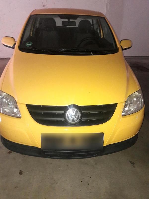 Gebraucht VW Fox 75 PS (55 kW) 2006 Gelb Kleinwagen