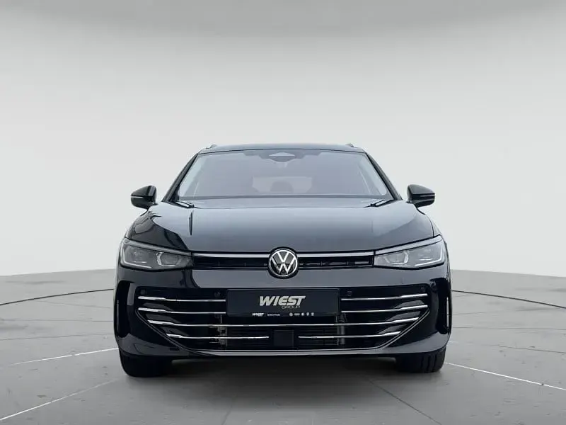 Neu VW Passat Elegance 177 PS (130 kW) 2025 Grenadillschwarz metallic Kombi