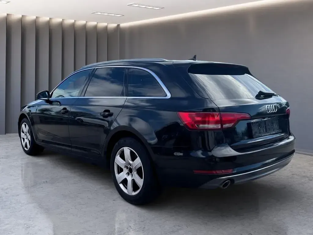 Gebraucht Audi A4 Sport 150 PS (110 kW) 2016 Schwarz Kombi