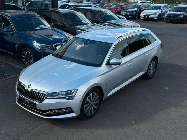 Second-hand Skoda Superb 199 CP (146 kW) 2019 Andere Berlinǎ