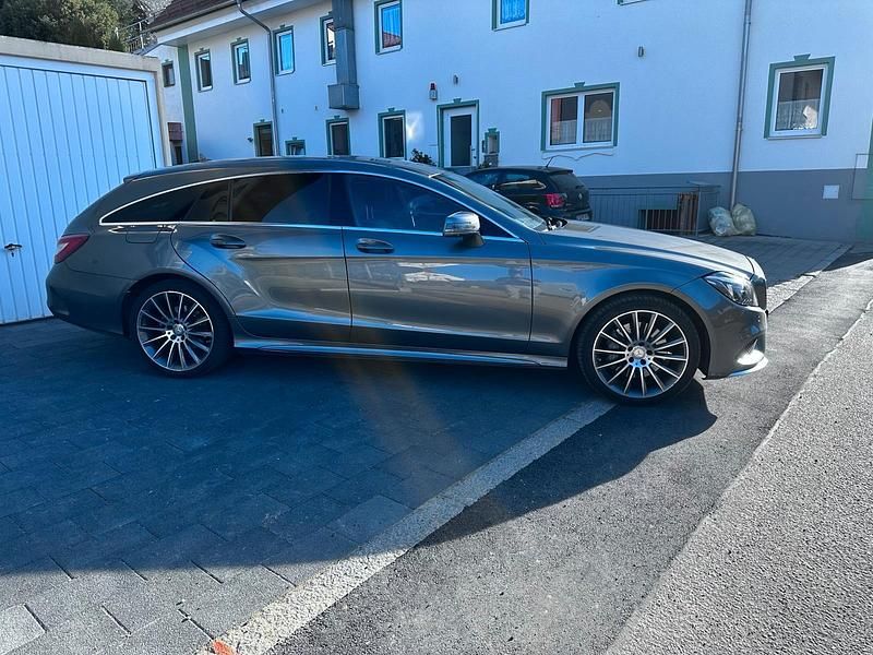 Gebraucht Mercedes CLS400 333 PS (244 kW) 2016 Grau Kombi