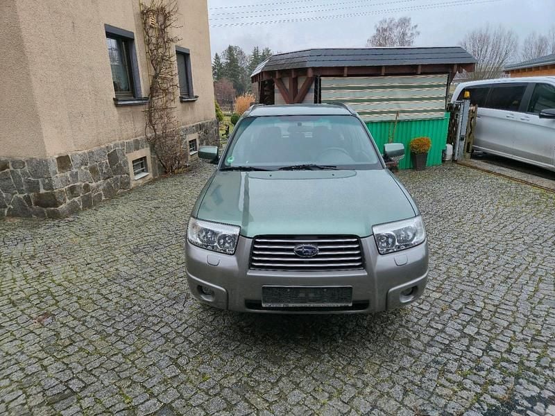 Gebraucht Subaru Forester 158 PS (116 kW) 2005 Grün SUV