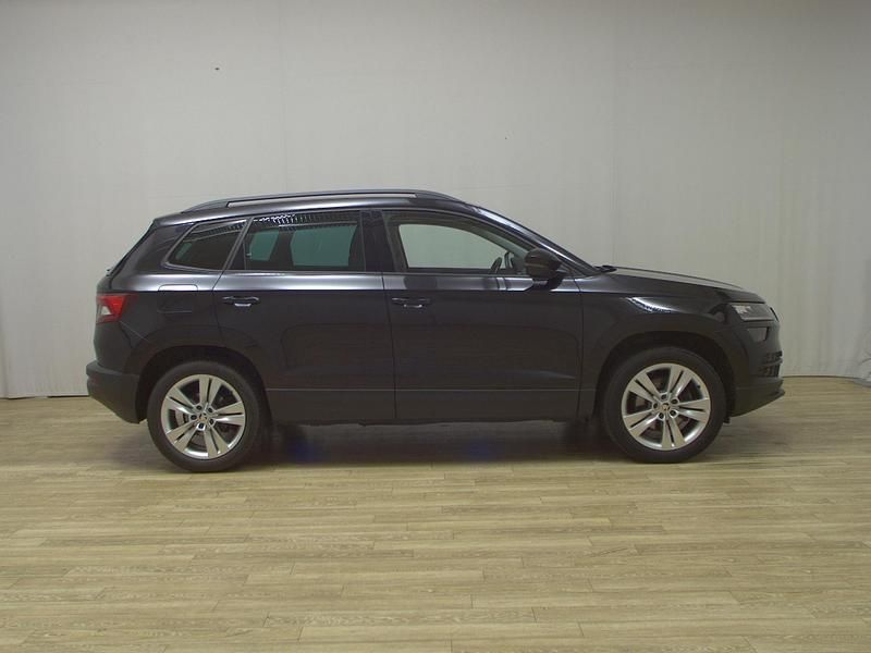 Schwarz Gebraucht 2019 Skoda Karoq Style SUV | 16.980 € (Guter Preis) - Bild 1/4