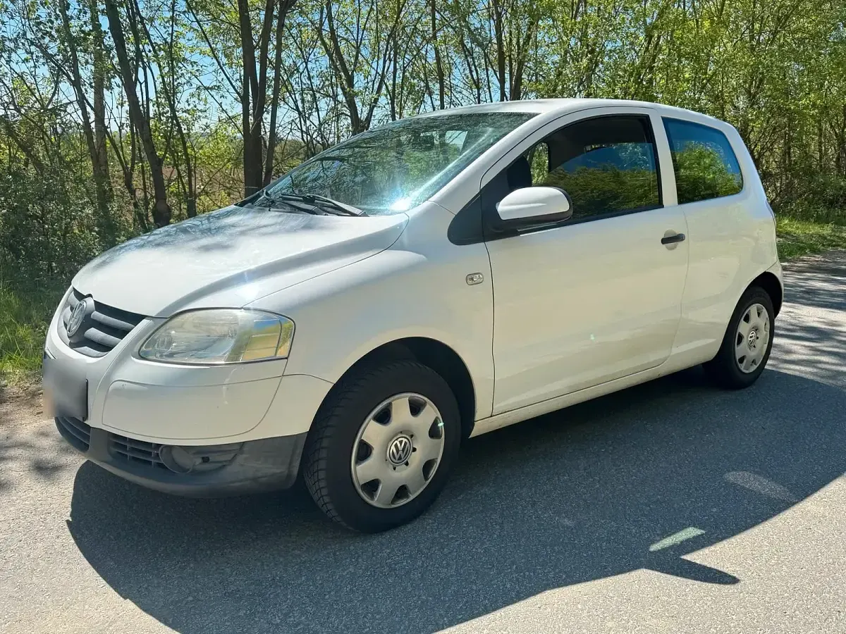Second-hand VW Fox 75 CP (55 kW) 2008 Alb Hatchback