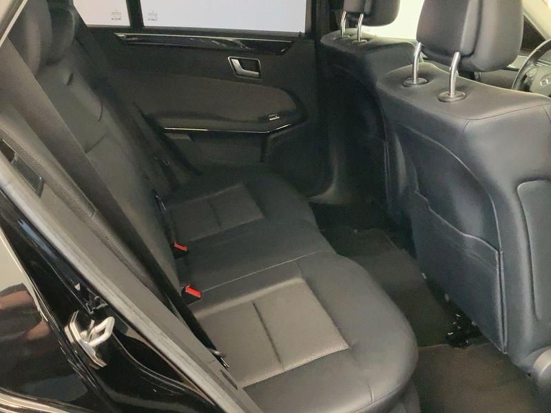 Gebraucht Mercedes E250 204 PS (150 kW) 2012 Schwarz Kombi