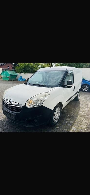 Second-hand Opel Combo 90 CP (66 kW) 2017 Alb Monovolum