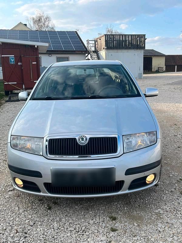 Gebraucht Skoda Fabia 80 PS (58 kW) 2006 Silber Kleinwagen