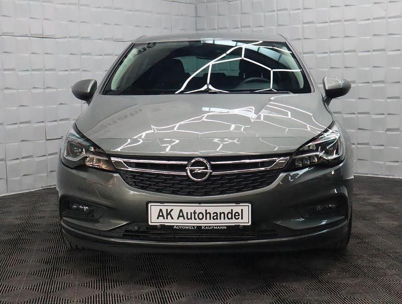 Usata Opel Astra Active 105 CV (77 kW) 2017 Grigio Berlina