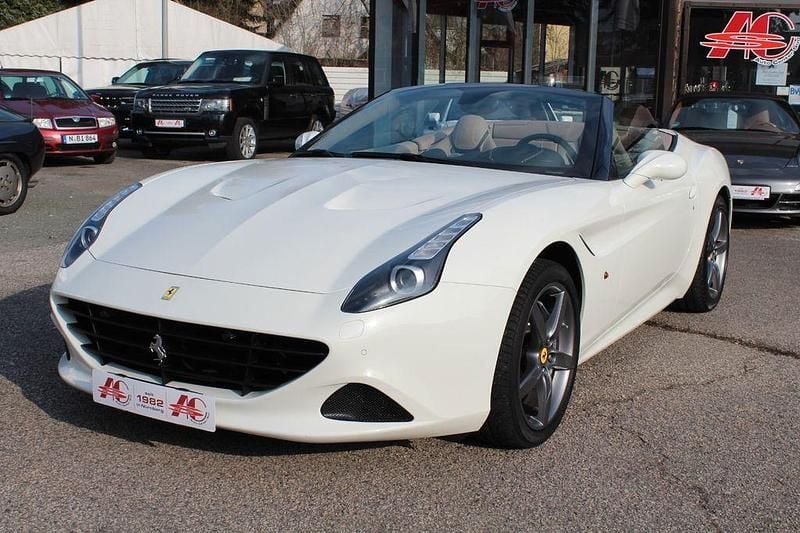 Gebraucht Ferrari California 560 PS (411 kW) 2016 Weiß Cabrio