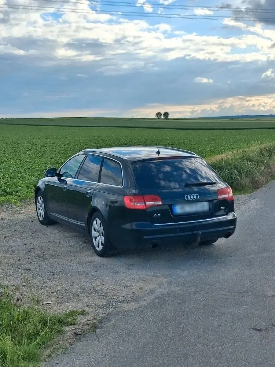 Gebraucht Audi A6 Ambiente 170 PS (125 kW) 2010 Schwarz Kombi