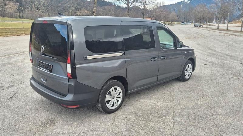 Gebraucht VW Caddy Maxi 114 PS (83 kW) 2022 Grau Van / Kleinbus