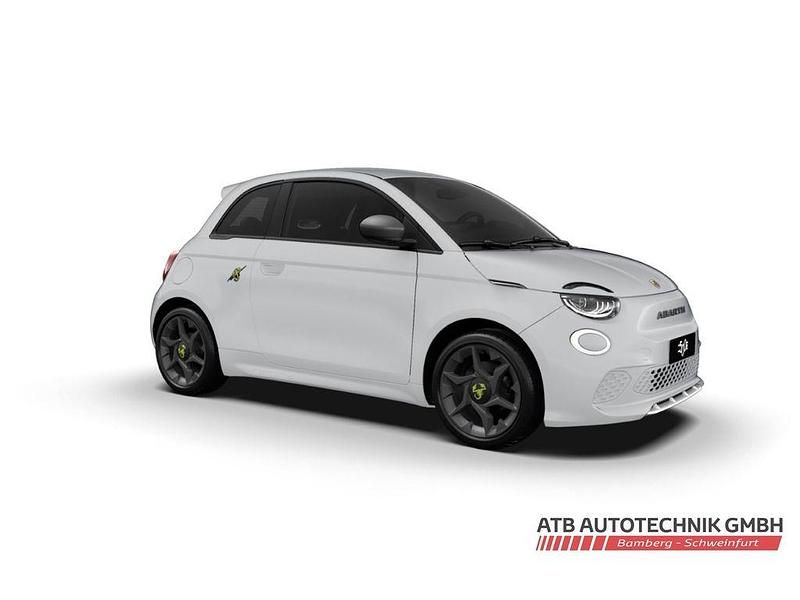 Neu Abarth 500e 113 kW (154 PS) 2025 Weiss Kleinwagen