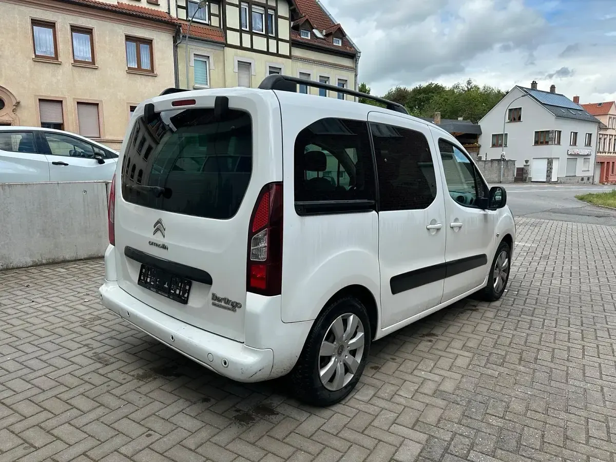 Gebraucht Citroën Berlingo 120 PS (88 kW) 2013 Weiß Van / Kleinbus