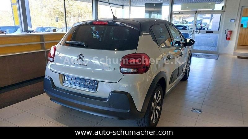 Gebraucht Citroën C3 Shine 82 PS (60 kW) 2023 Grau Kleinwagen