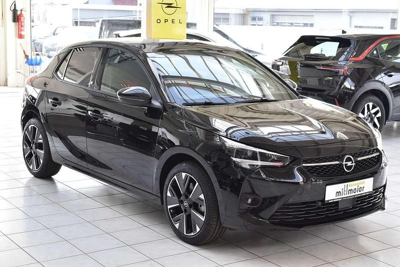 Gebraucht Opel Corsa-e 100 kW (136 PS) 2023 Schwarz karbon schwarz met. Kleinwagen