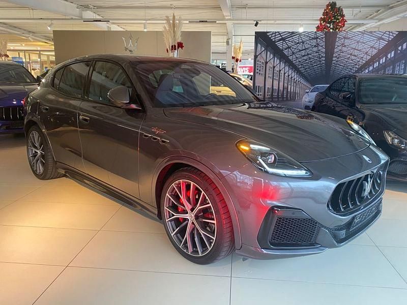 Grigio lava Gebraucht 2022 Maserati Grecale SUV | 73.900 € (Guter Preis) - Bild 1/4