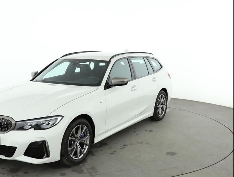 Weiß Gebraucht 2021 BMW M340 M Sport Limousine | 49.900 € (Guter Preis) - Bild 1/4
