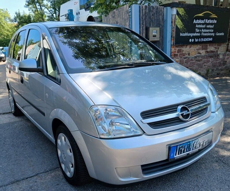 Silber Gebraucht 2004 Opel Meriva Enjoy Van / Kleinbus | 4.399 € (Etwas zu teuer) - Bild 1/4