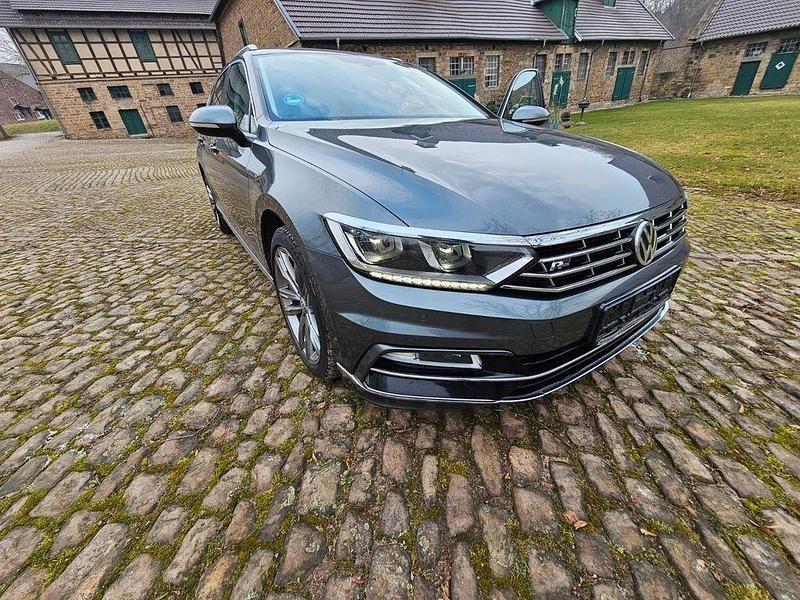 Gebraucht VW Passat Comfortline 190 PS (139 kW) 2016 Grau Limousine