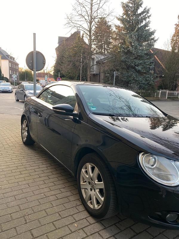 Gebraucht VW Eos 122 PS (89 kW) 2008 Schwarz Cabrio
