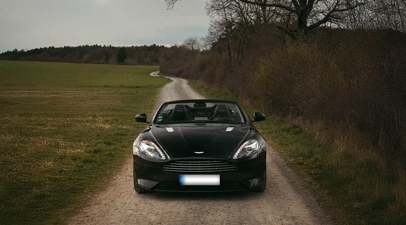 Gebraucht Aston Martin DB9 517 PS (380 kW) 2014 Schwarz Cabrio