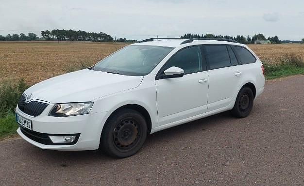 Weiß Gebraucht 2014 Skoda Octavia Ambition Kombi | 8.999 € (Fairer Preis) - Bild 1/4