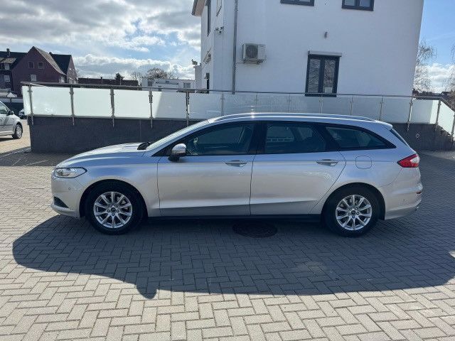 Silber Gebraucht 2015 Ford Mondeo Trend Limousine | 5.990 € (Fairer Preis) - Bild 1/4