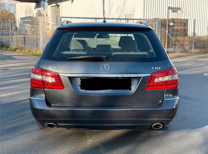 Gebraucht Mercedes E350 Avantgarde 231 PS (169 kW) 2009 Grau Kombi