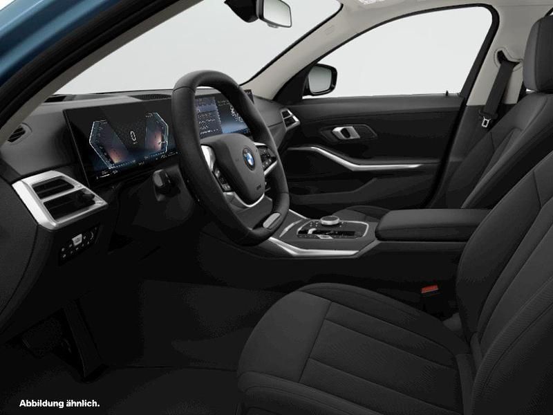 Gebraucht 2025 BMW 320 Comfort Edition Kombi | 42.386 € (Etwas zu teuer) - Bild 1/2