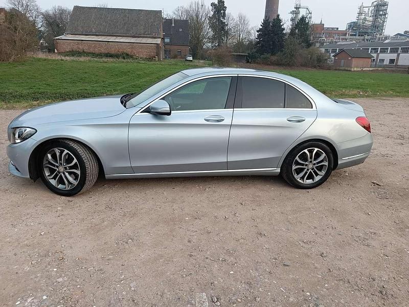 Gebraucht Mercedes C220 170 PS (125 kW) 2014 Grau Limousine