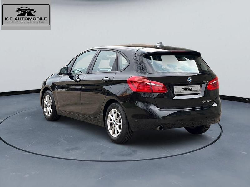 Gebraucht BMW 218 Basis 136 PS (100 kW) 2015 Schwarz Kombi