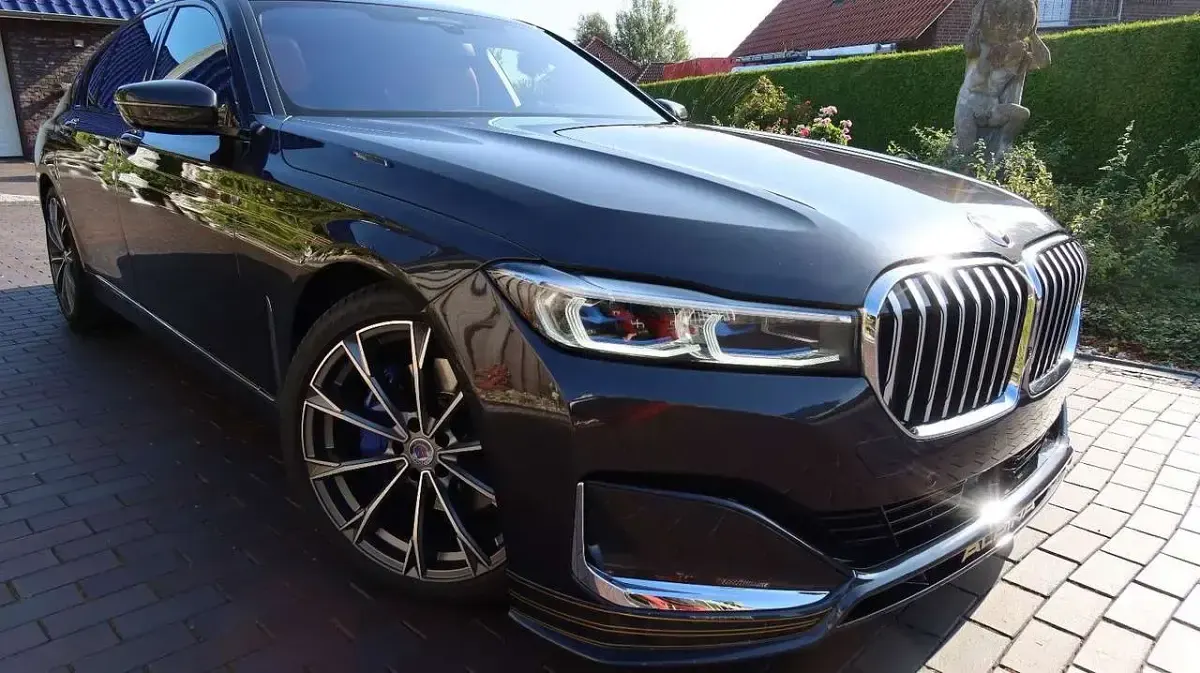 Gebraucht BMW 730 286 PS (210 kW) 2022 Sophistograu Limousine