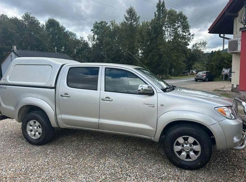 Silber Gebraucht 2006 Toyota HiLux Abholung | 11.900 € (Fairer Preis) - Bild 1/4